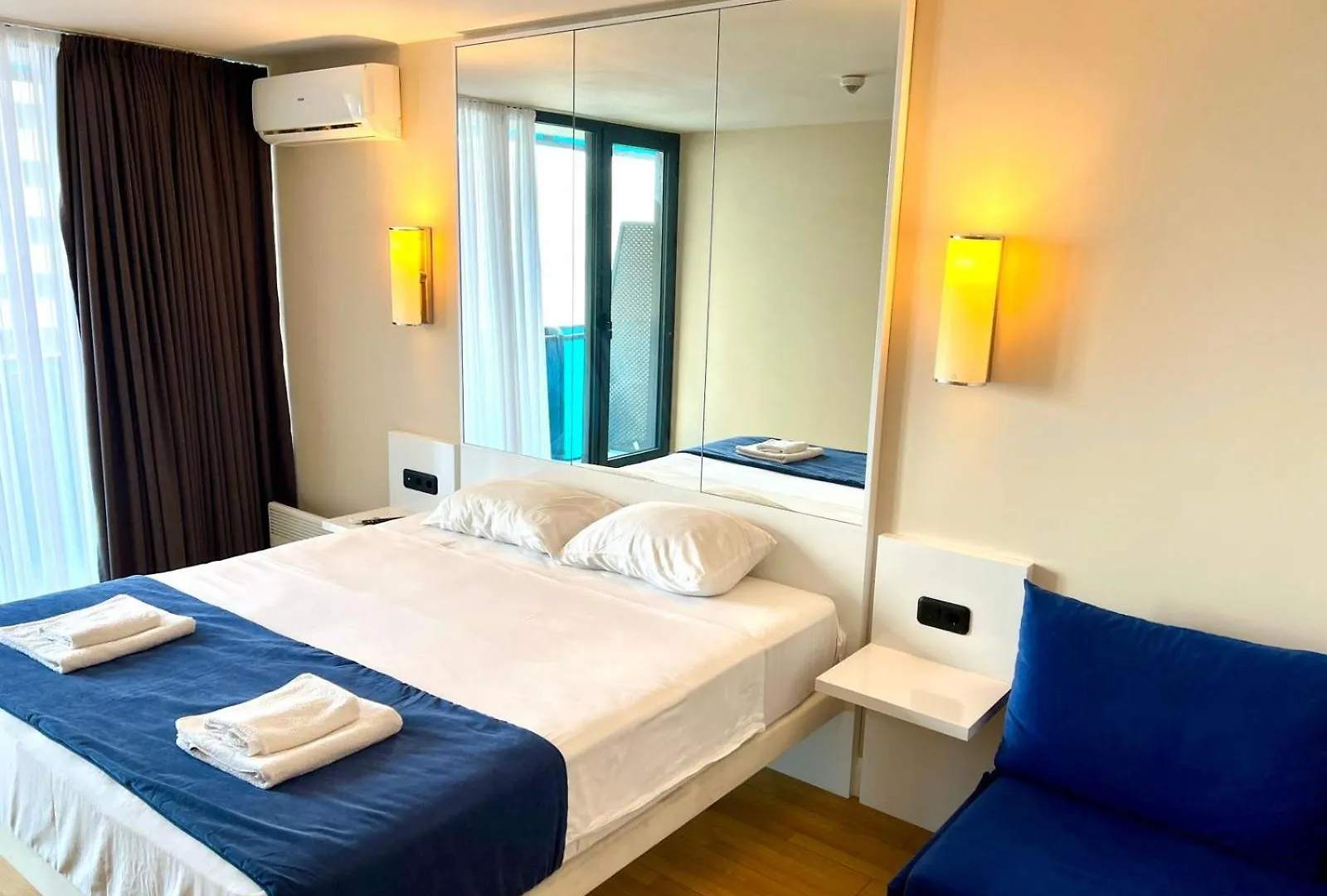 Sunny Batumi Orbi City, C Block, 26 Floor, 2604